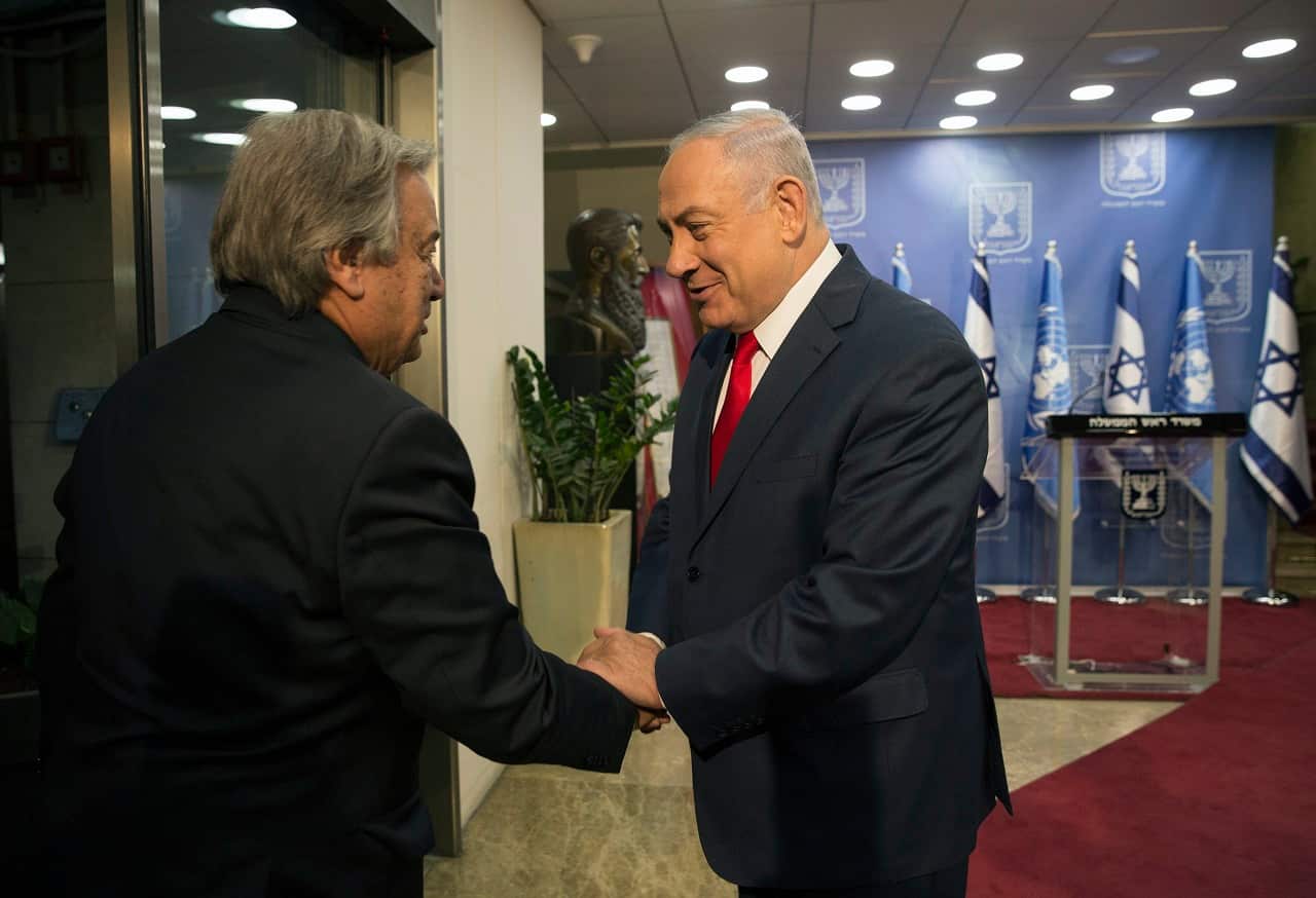 UN Secretary General Antonio Guterres (L) and Israeli Prime Minister Benjamin Netanyahu (R) in Jerusalem, Israel, 28 August 2017.
