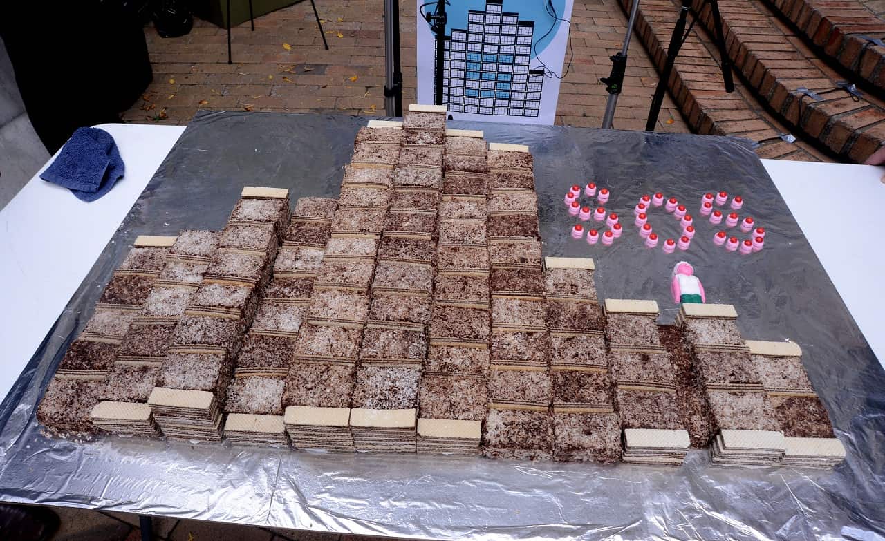 A cake made to farewell a Sirius Public Housing Block resident.