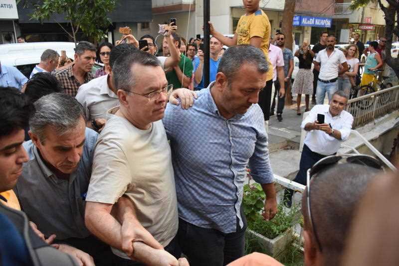 US pastor Andrew Brunson (C) is released from jail and will be put under house arrest during the duration of his trial, at Aliaga Prison in Izmir, Turkey, 25 July 2018.