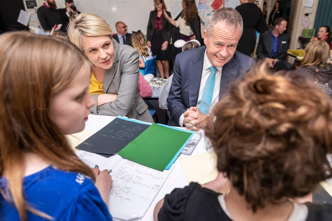 Bill Shorten and Tanya Plibersek talk to students in Melbourne.