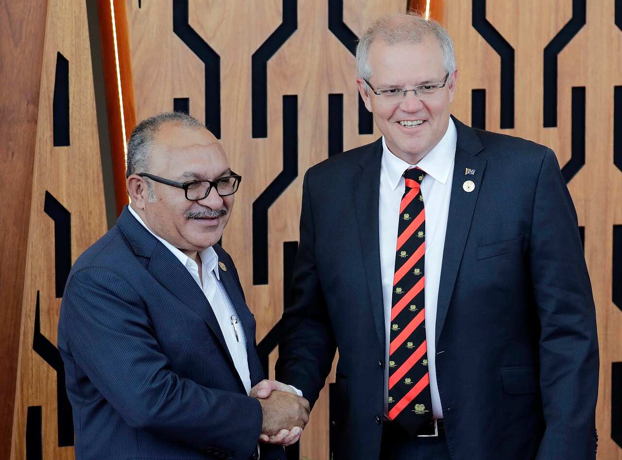 Peter O'Neill and Scott Morrison at the 2018 APEC summit.