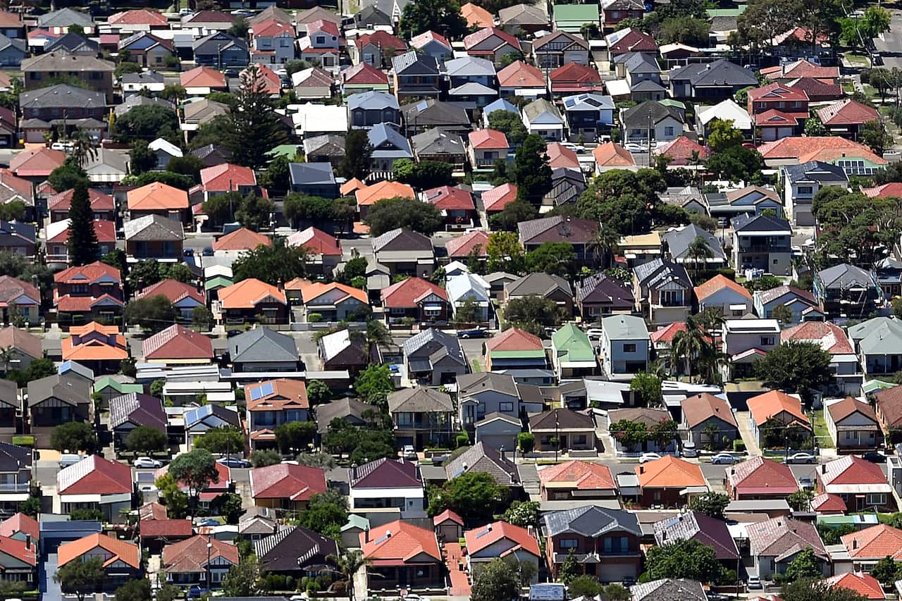 An aerial image shows houses located in the suburb of Matraville, in the New South Wales city of Sydney, Sunday, 17 February 2019. (AAP Image/Sam Mooy) NO ARCHIVING, EDITORIAL USE ONLY