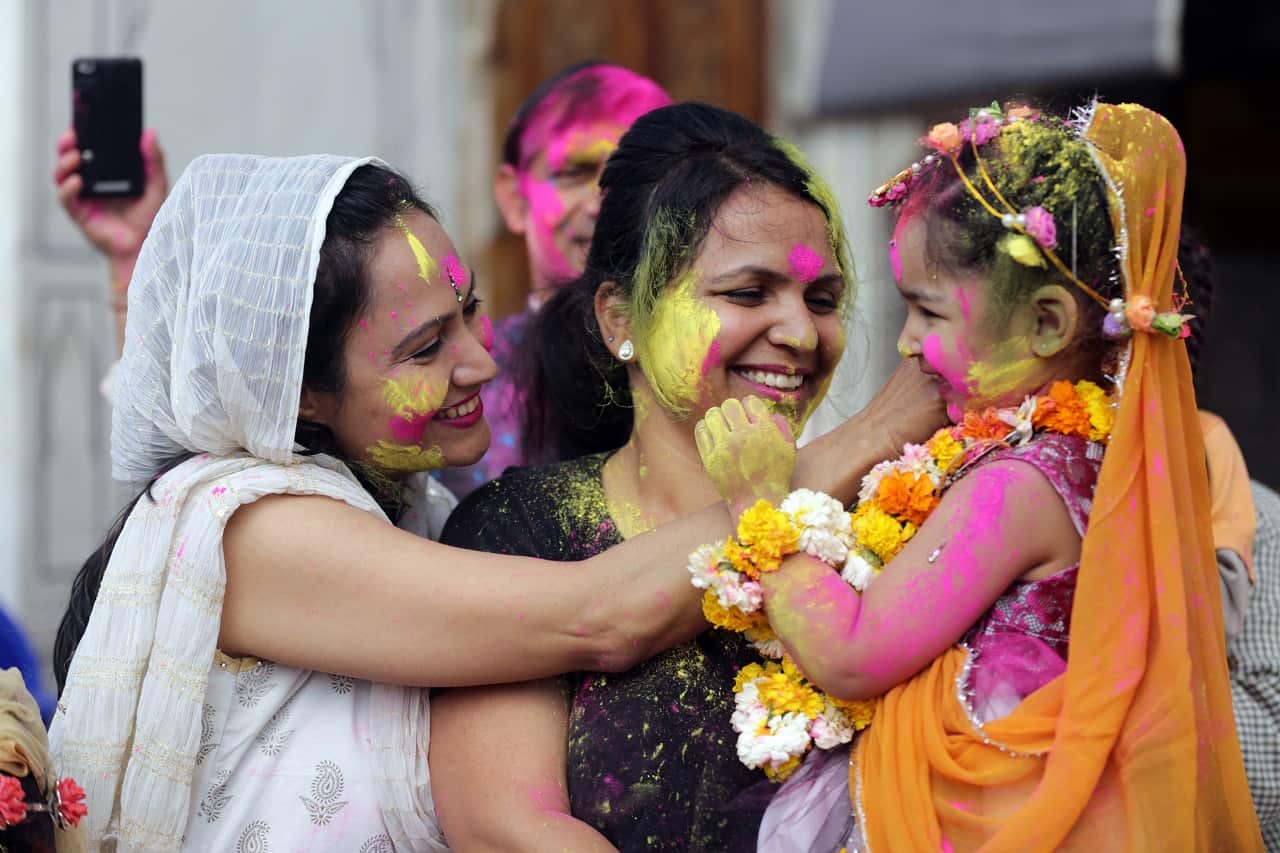 Holi festival celebrations at Durgiana Temple