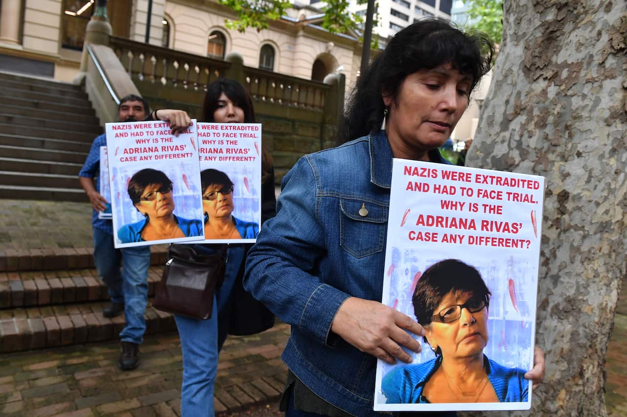 Members of the Chilean Australian community from the National Campaign for Truth and Justice in Chile at Central Local Court in Sydney