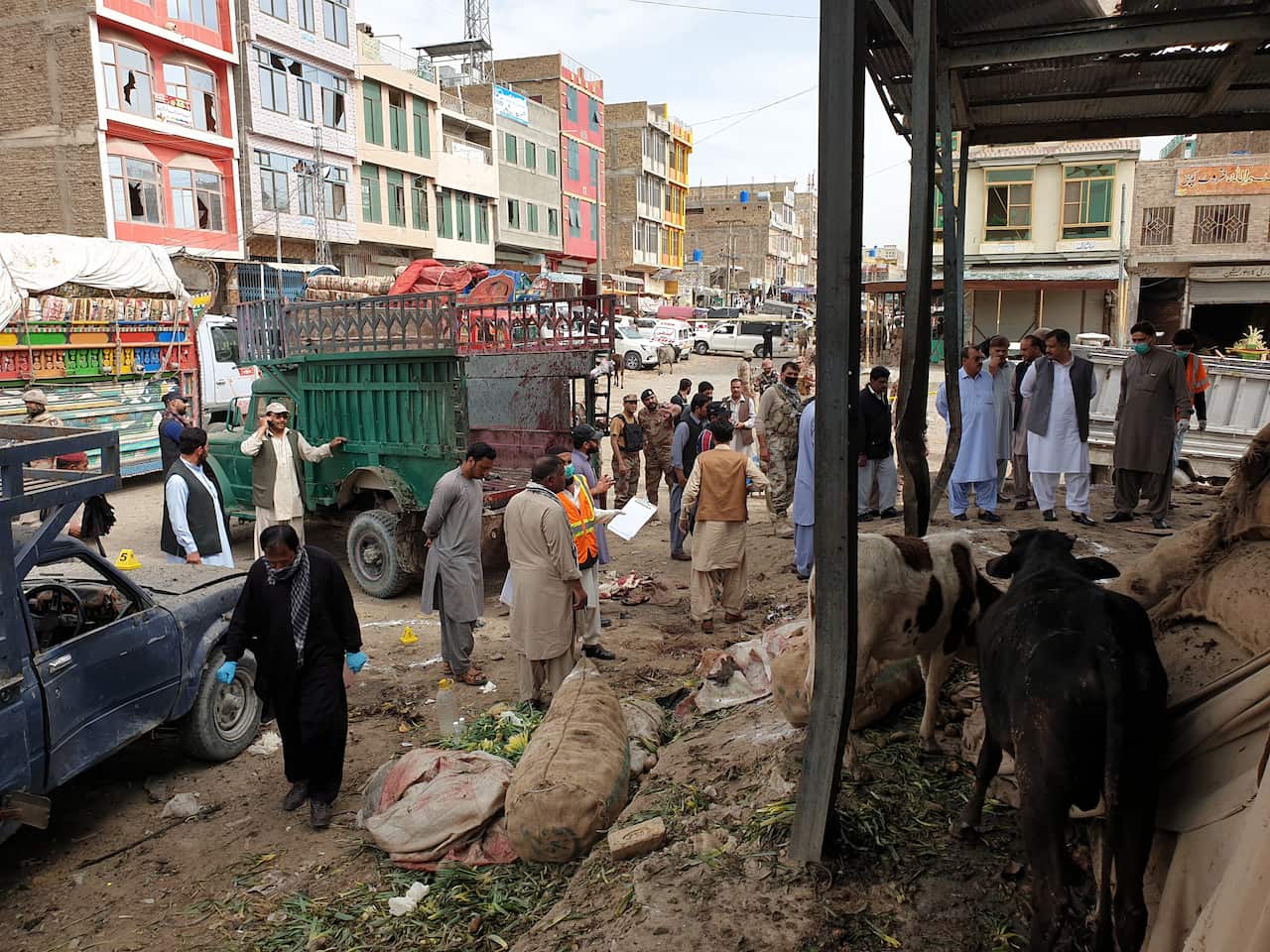 At least 13 people were killed and and 30 injured when a bomb exploded at a fruit market in Quetta.