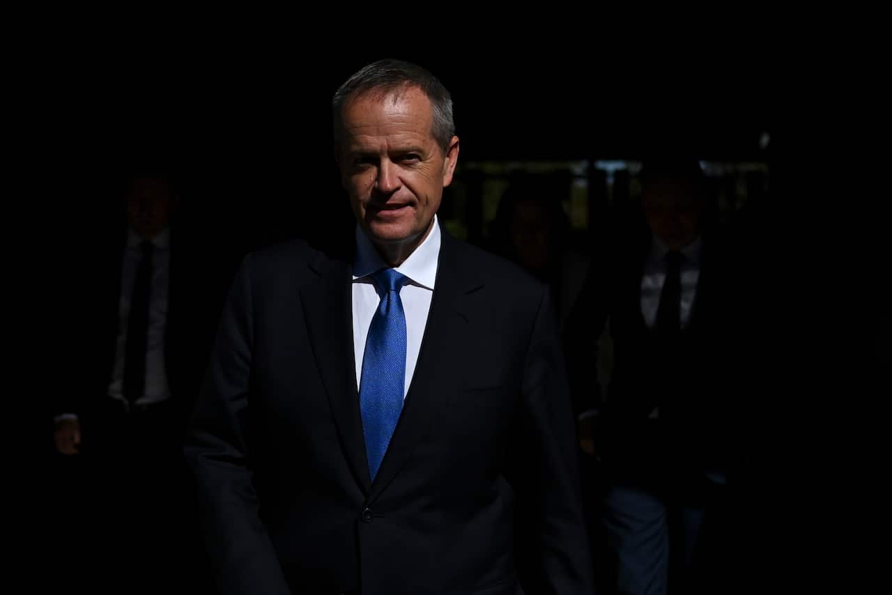 Australian Opposition Leader Bill Shorten is seen during a visit to a TAFE Campus in Perth, Wednesday, May 15, 2019. A Federal election will be held in Australian on Saturday May 18, 2019. (AAP Image/Lukas Coch) NO ARCHIVING