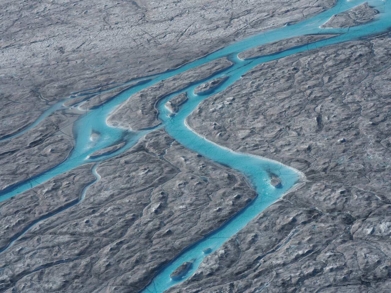 The July heatwave accelerated the melting of the Greenland's ice sheet and caused massive ice loss in the Arctic.