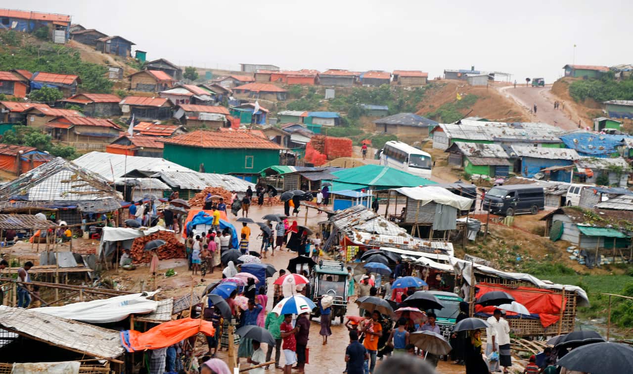 A general view of a Rohingya refugees' makeshift camp in Kutubpalang, Cox Bazar district, Bangladesh.
