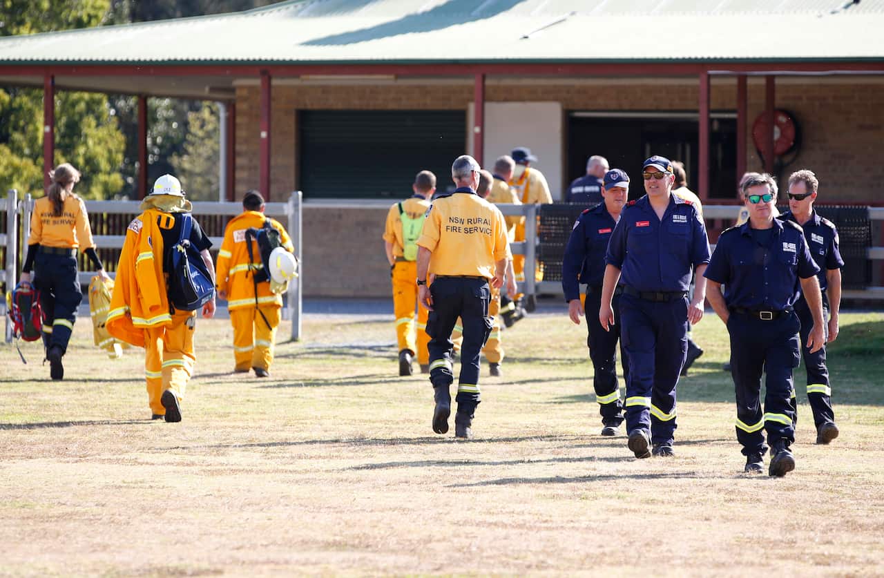 Fire and Emergency crews from New South Wales joined their Queensland counterparts in bushfire control efforts last month in Southeast Queensland.