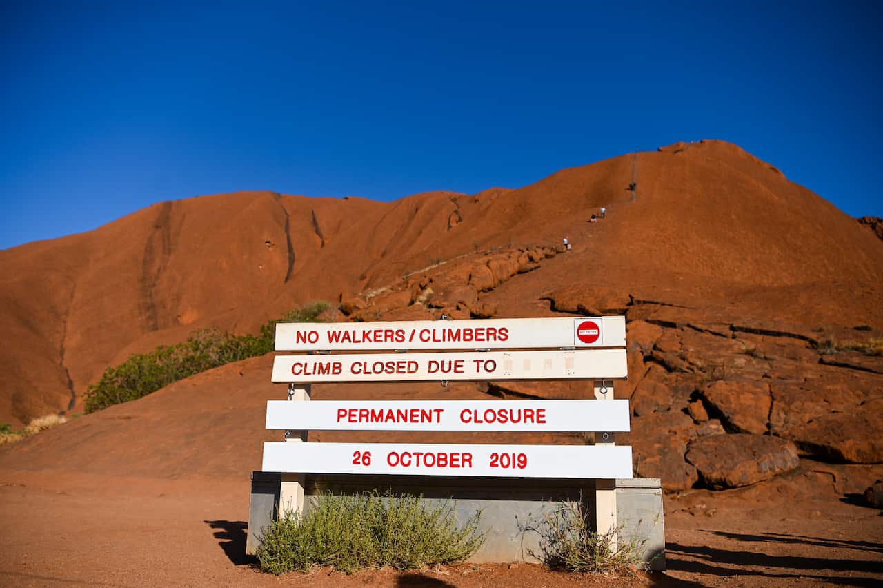 The newly installed sign indicating the permanent closure of the climb.