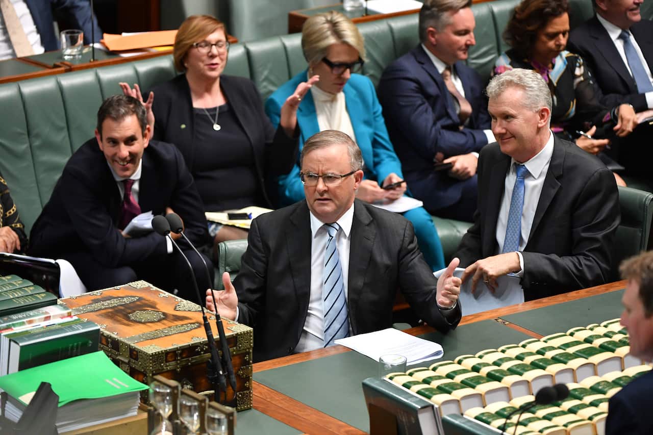 Labor is calling for a royal commission into veteran suicide.