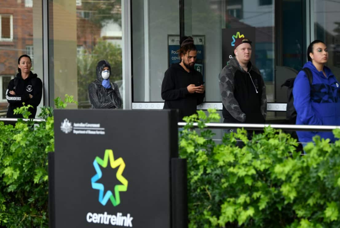 Refugees and asylum seekers are not eligible for the JobSeeker payment. 