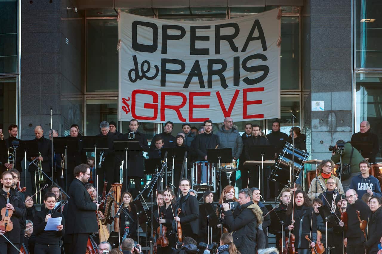 The Bastille Opera, including its orchestra, has been on strike for almost a month. 