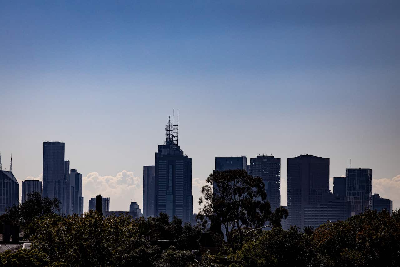 Melbourne skyline from Albert Park.