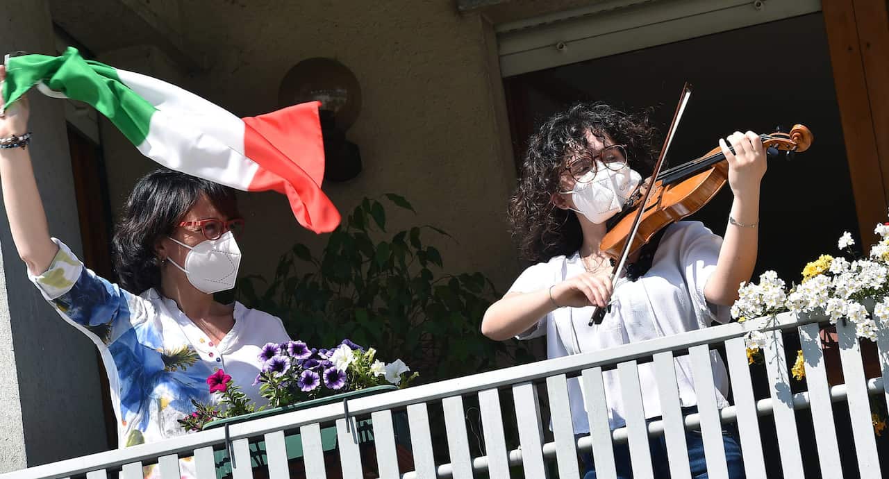 Italians celebrated the 75th anniversary of Liberation Day from their balconies over the weekend.
