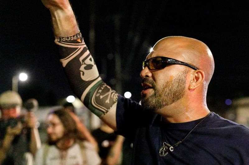 Far-right Washington agitator Joey Gibson came to the demonstration, and was pepper-sprayed and expelled from the demonstration.