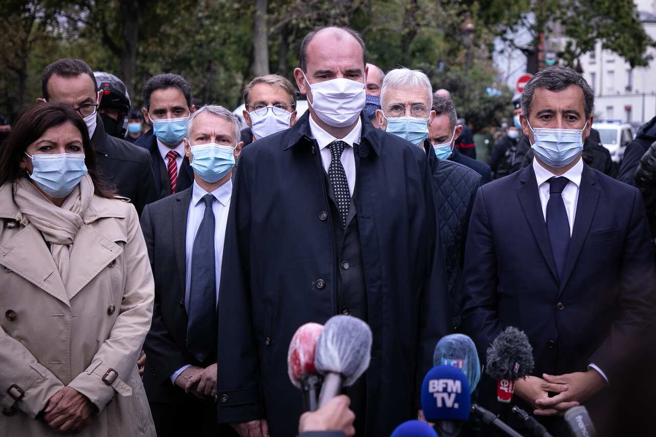 The Prime Minister of France, Jean Castex, accompanied by Grald Darmanin, Minister of Interior and Anne Hidalgo, Mayor of Paris, speaks about the attack.