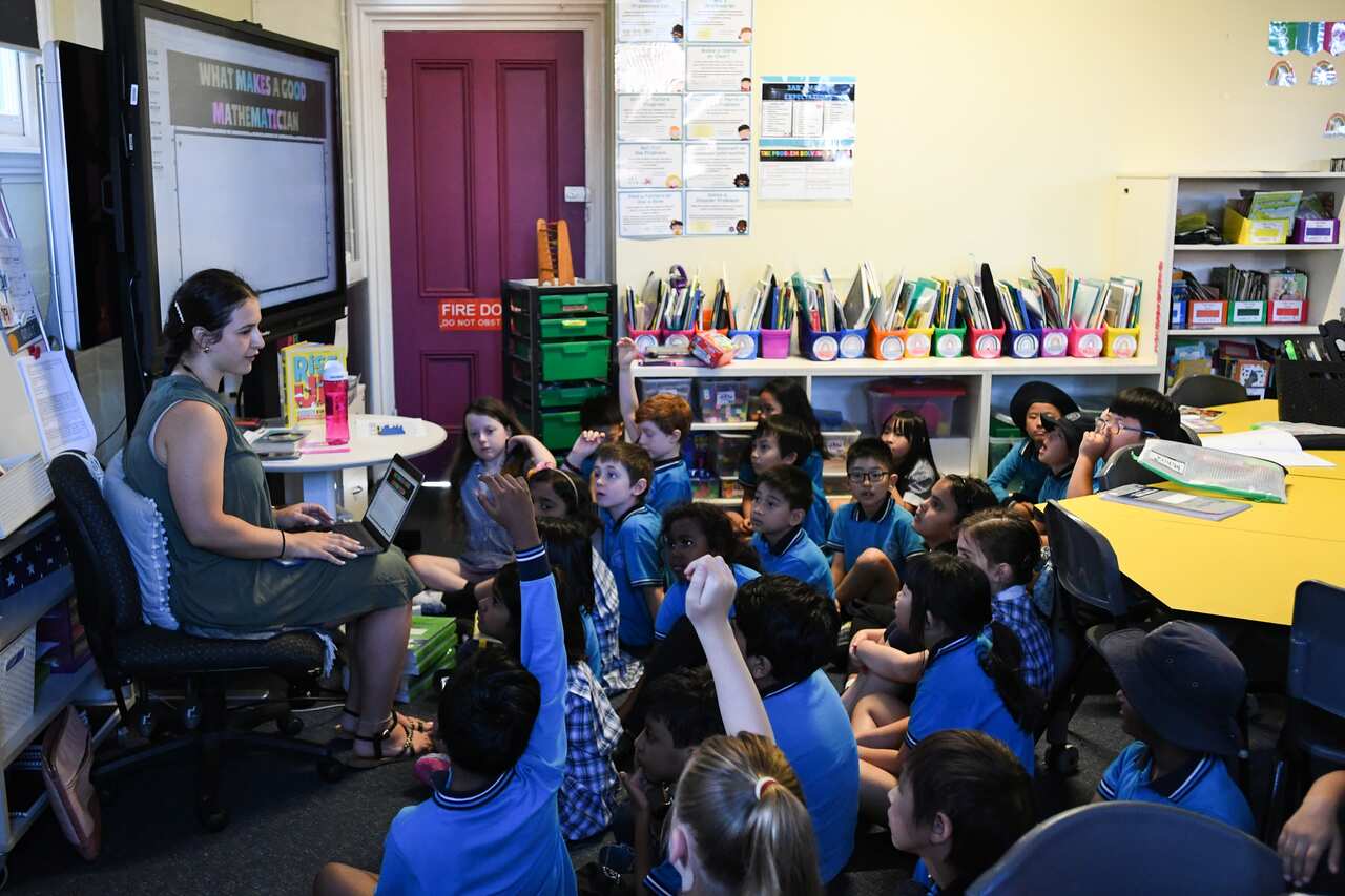 In addition, a pool of inactive or retired teachers, principals and other education staff are being recruited to plug expected COVID-related gaps in the workforce after term one begins.