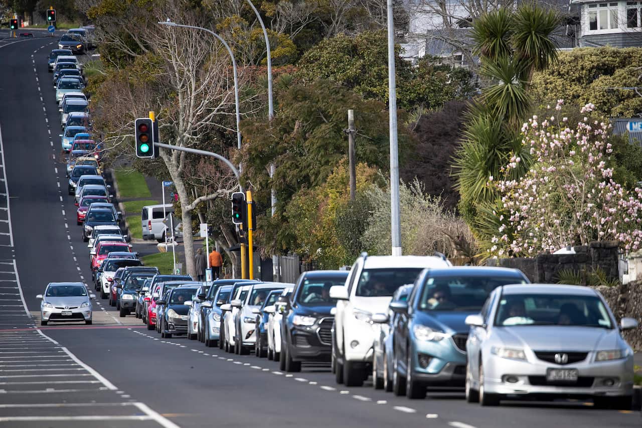 Vehicles line up for COVID-19 testing in Auckland, New Zealand, Thursday, 19 August, 2021. 