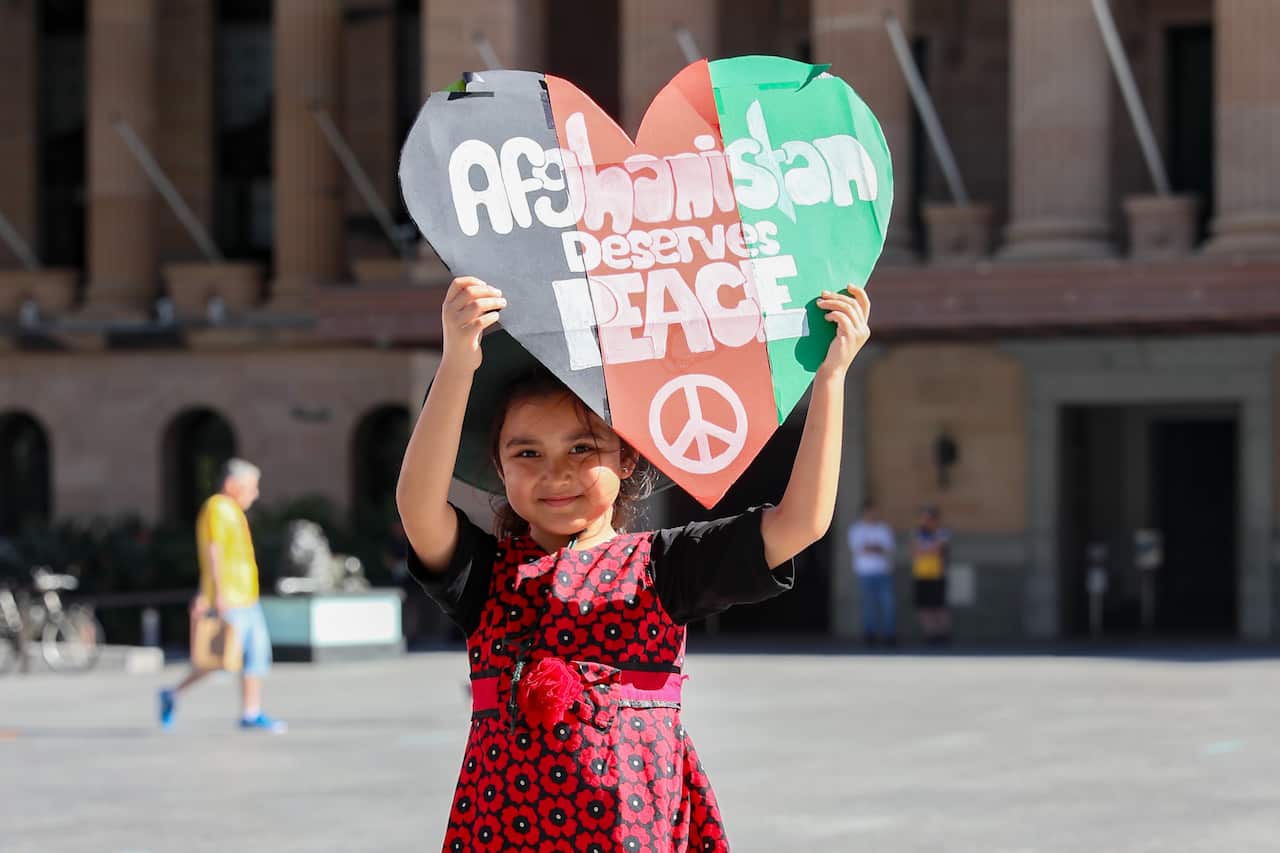 Afghans who helped Australian forces as certified local workers under the government will have their temporary humanitarian visas extended.