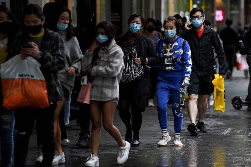 Shoppers in Sydney's Pitt St Mall 