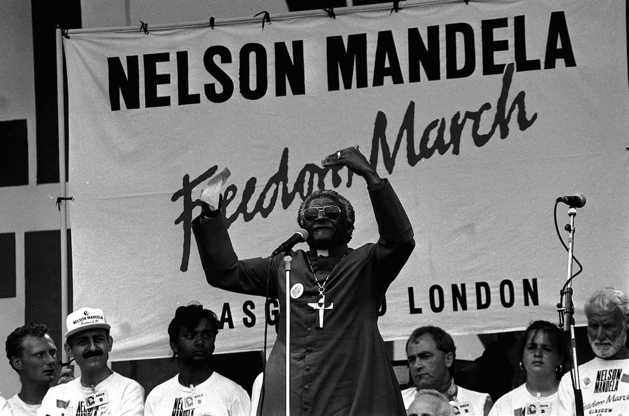 Archbishop Desmond Tutu addressing the Nelson Mandela Freedom Rally in Hyde Park, London.