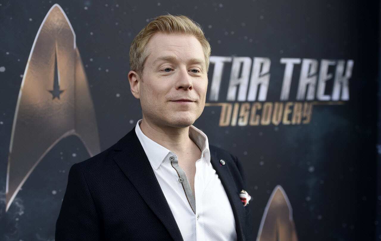 Anthony Rapp is a cast member in Star Trek: Discovery.