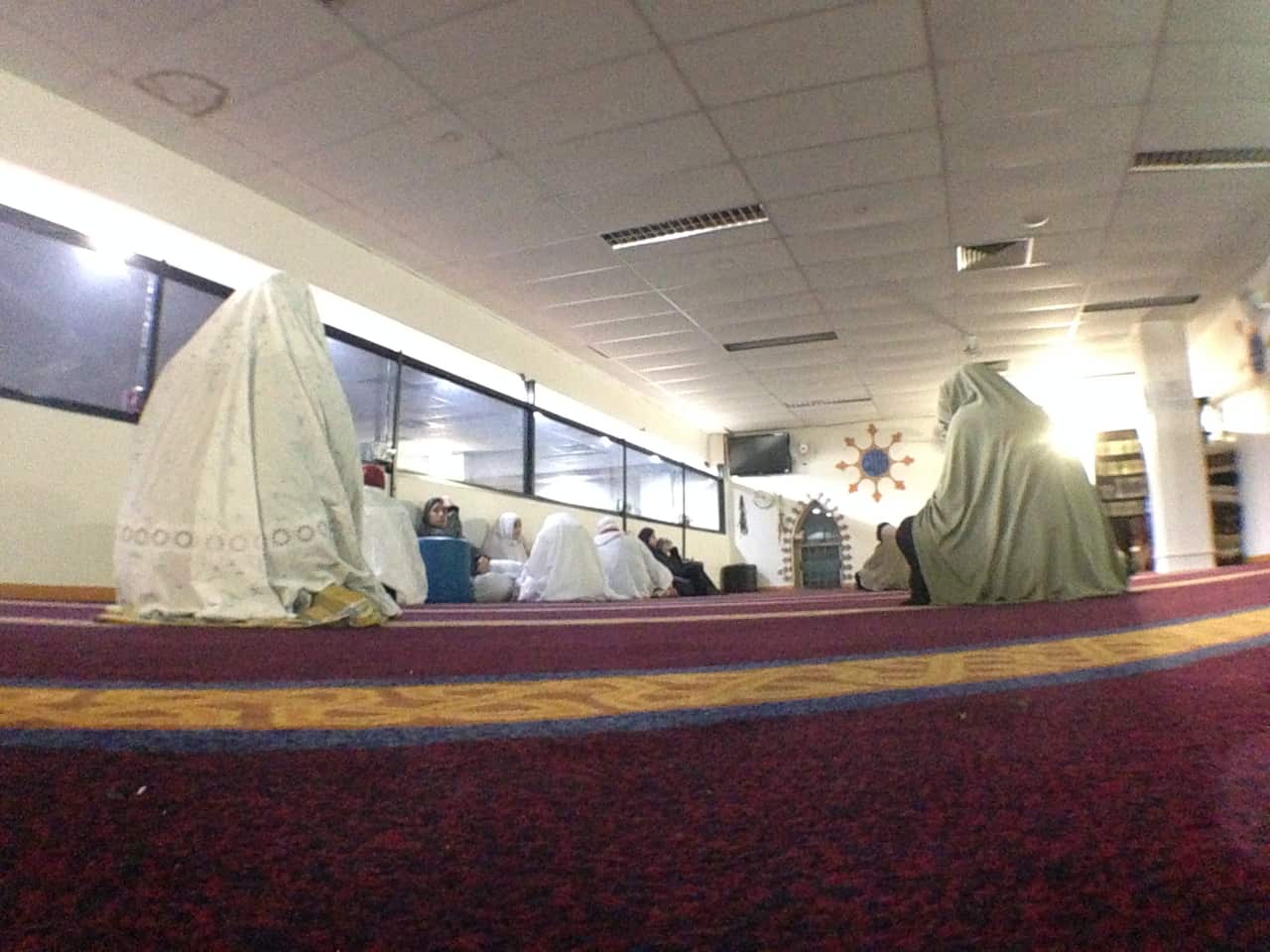 Women pray at the start of Ramadan. (SBS)