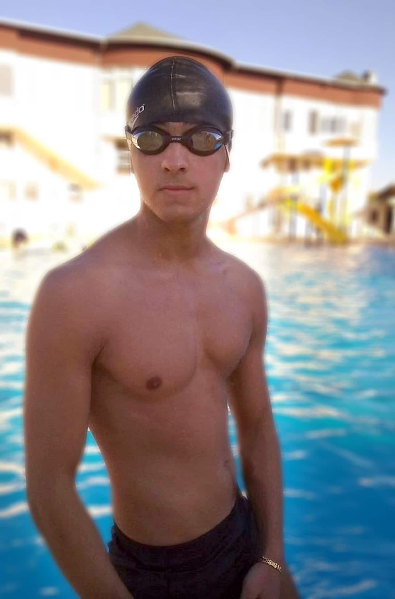 Eisha Yawarish spent his teenage years in Syria at the swimming local pool.