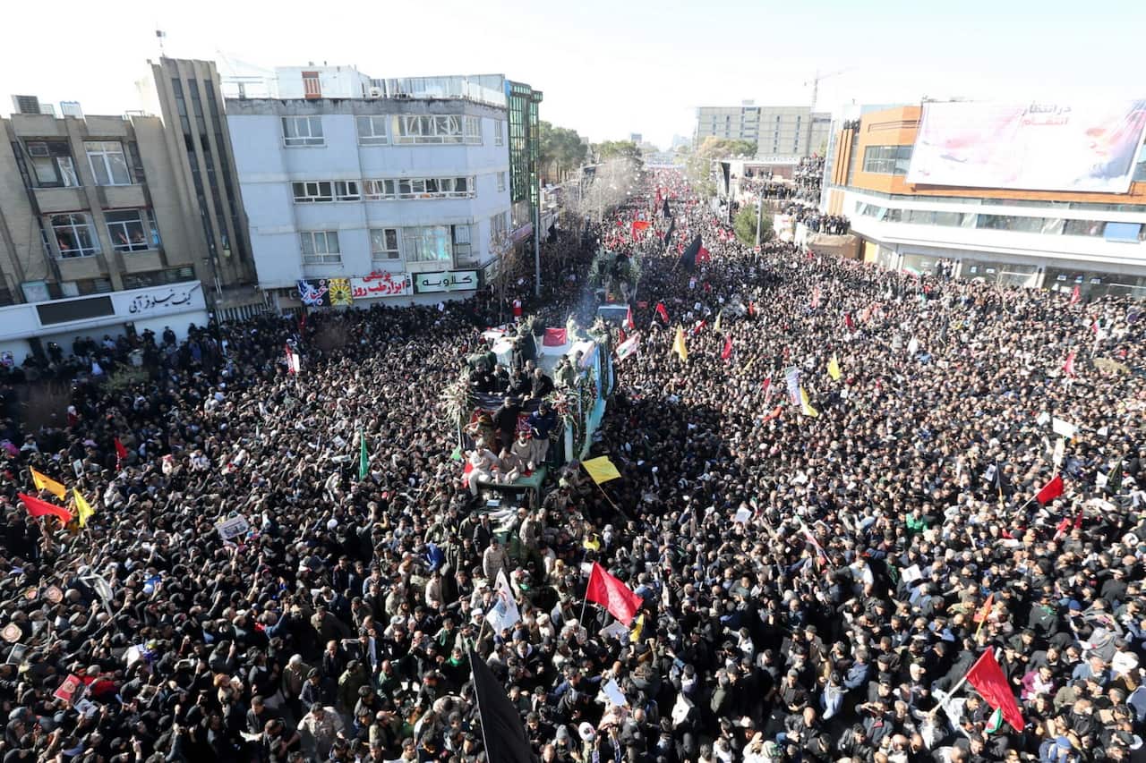 Iranians carrying the coffin of late Gen Soleimani.