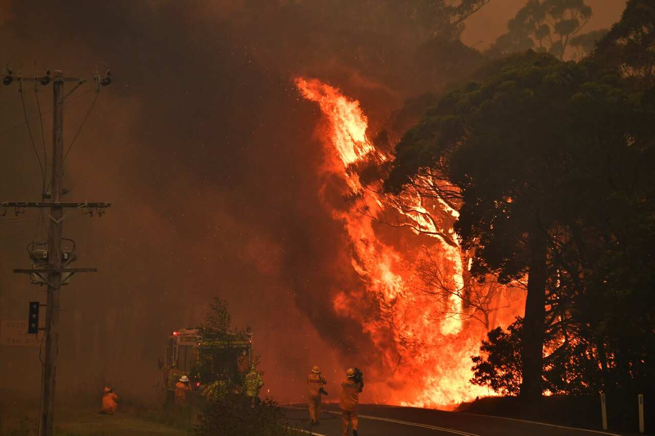 Bushfires continue to burn across NSW and other states. 