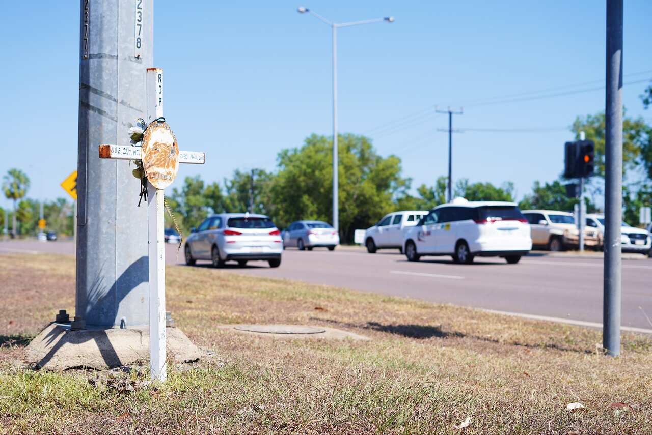mural next to busy highway in Darwin 