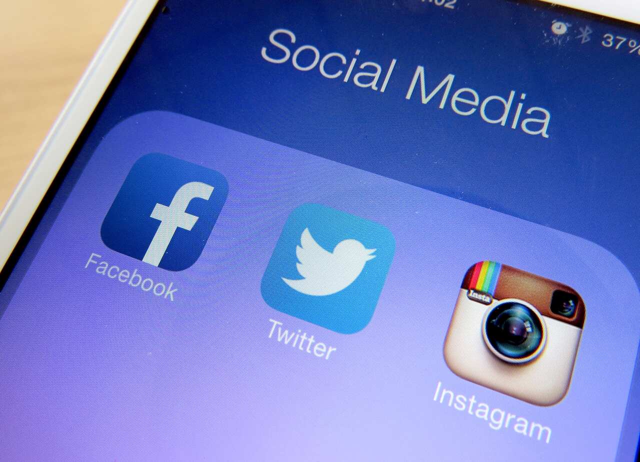 The Federal Government is proposing social media reform.
