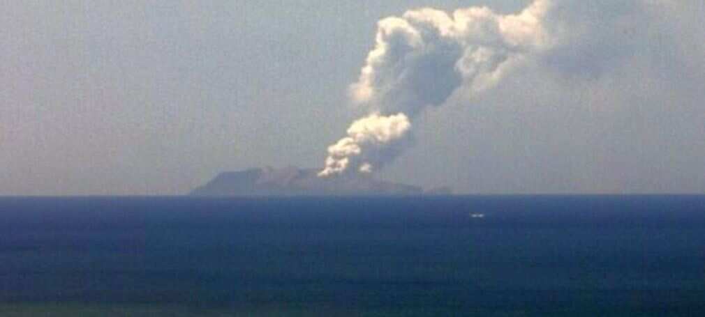 An image of the eruption. Source: Twitter - @MetService
