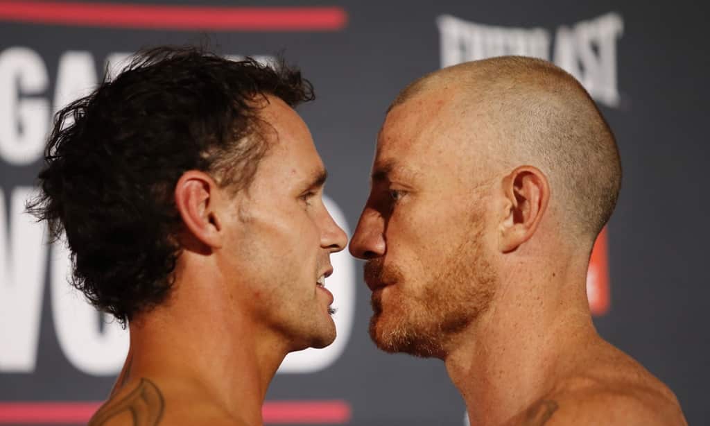 Daniel Geale (left) and Garth Wood (right) during an official weigh-in in Sydney, Tuesday, February 18, 2014. (AAP)