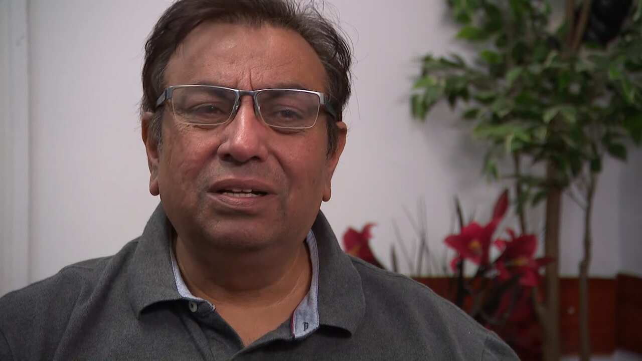 Sunil's Khanna's brother, Sanjay