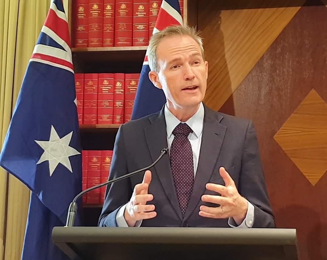 Immigration Minister David Coleman wants new Australians the chance to receive citizenship on Australia Day. 