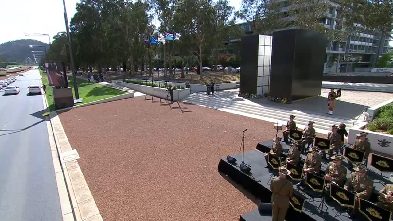 Australian defence personnel who served in the Rwanda peacekeeping mission in the 1990s have been honoured at a service in Canberra.