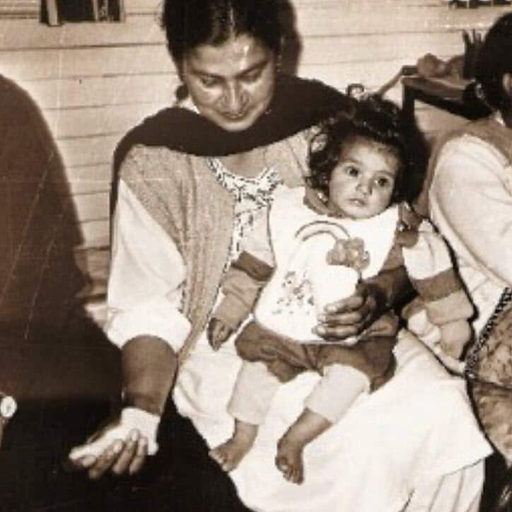 Daizy as a baby with her mother