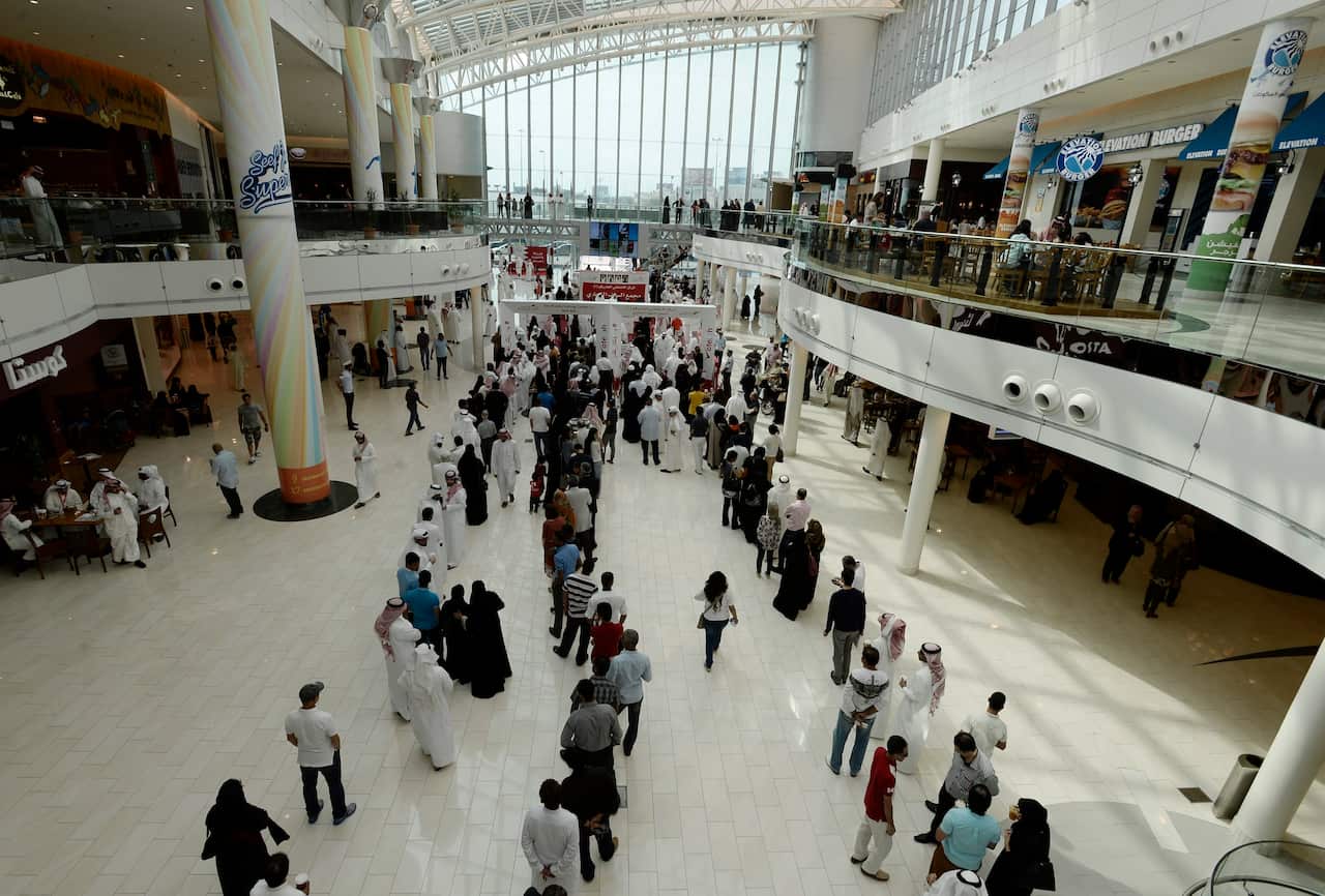 bahrain_vote_221114_aap.jpg