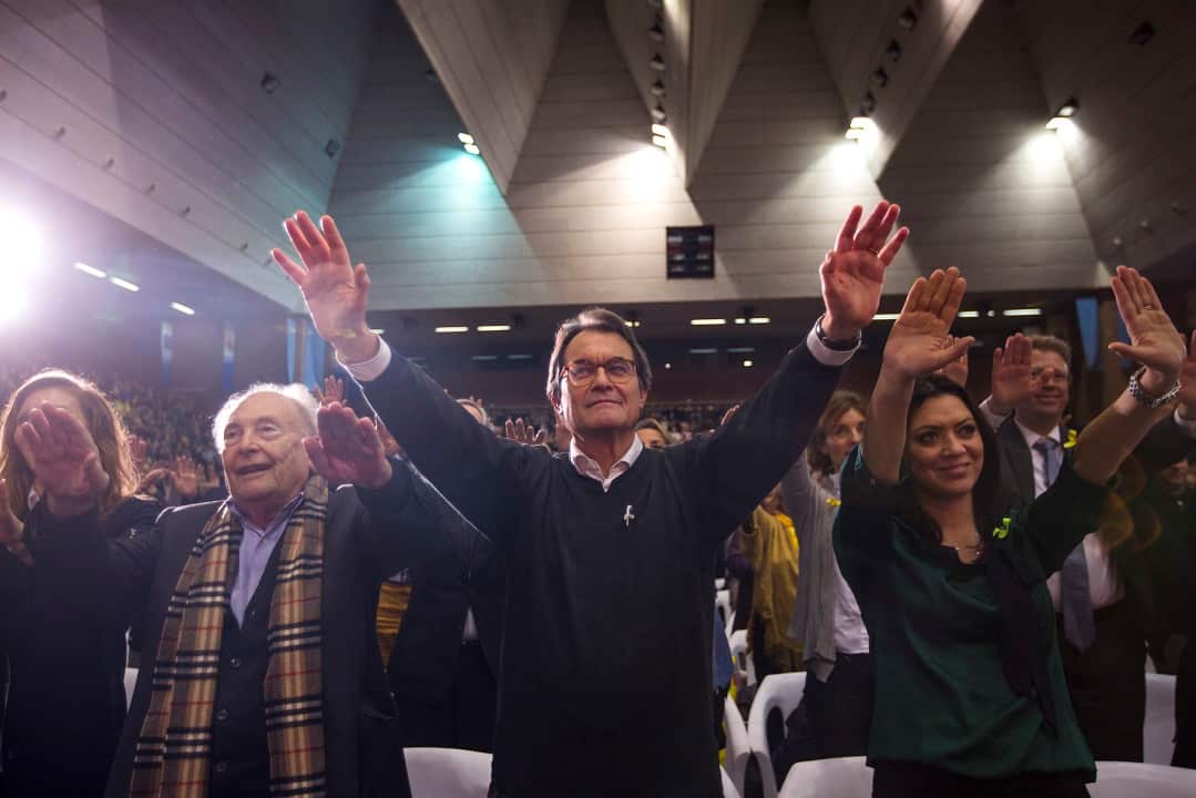 Former president of the Generalitat of Catalonia, Artur Mas, centre, at an electoral campaign event ahead of the Catalan regional election.
