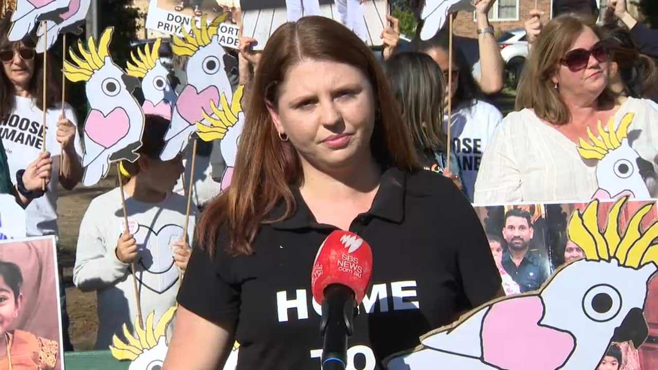 Biloela Resident Angela Fredericks is campaigning for the family's return to the tiny Queensland town.