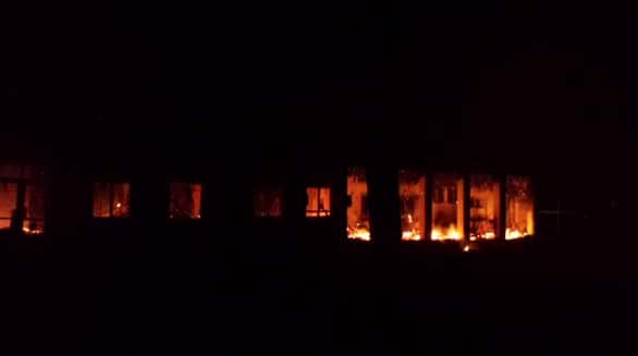 A bomb attack destroys a MSF hospital in Kunduz