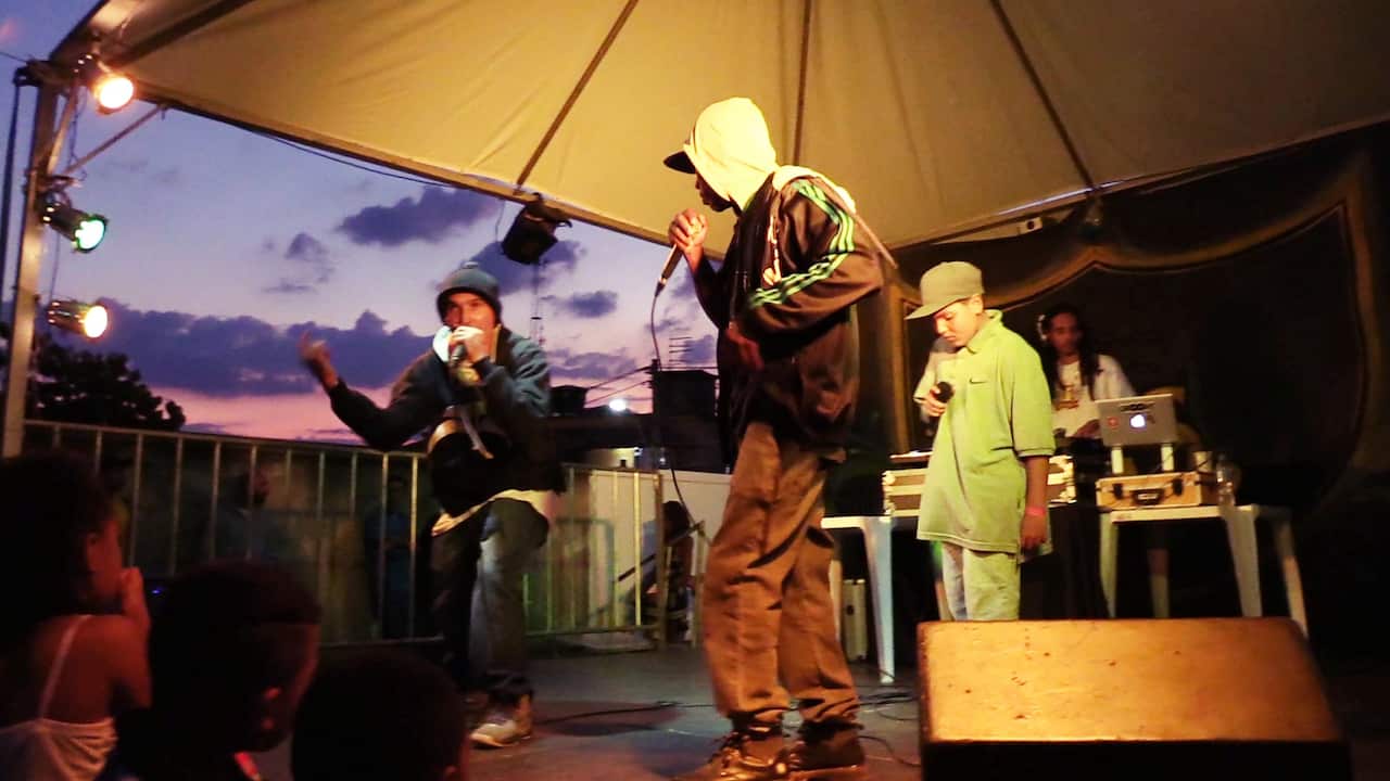 Brazil - hip-hop and haircuts