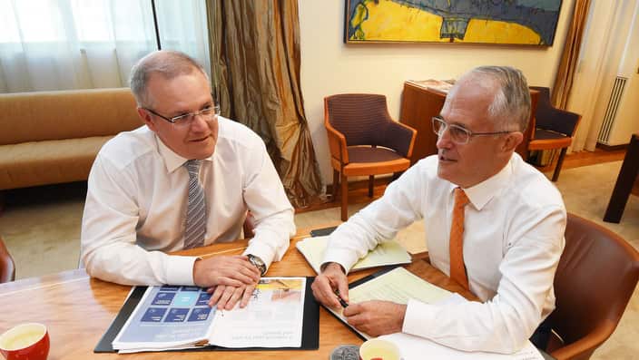 Treasurer Scott Morrison (L) and Prime Minister Malcolm Turnbull