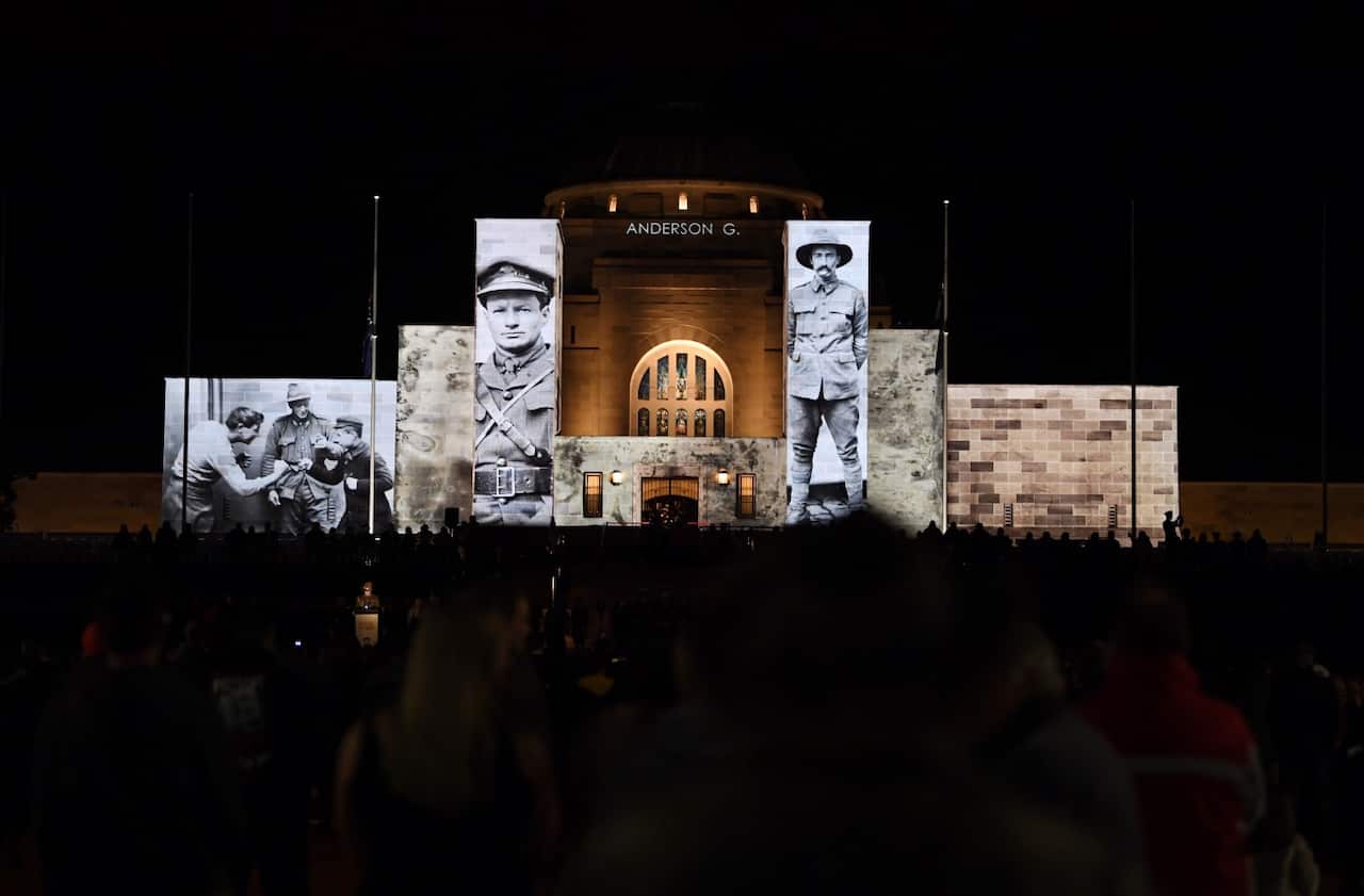 An overview of the Australian War Memorial during the ANZAC Day dawn service in Canberra, Tuesday, April 25, 2017. (AAP)