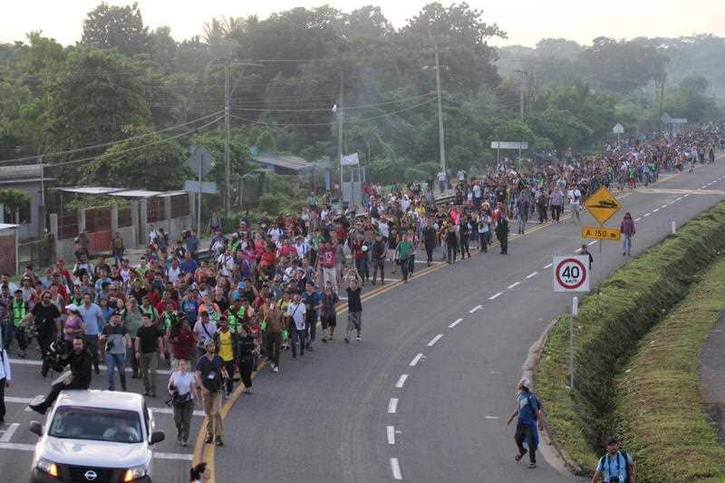 Honduran migrants continue their way to the city of Tapachula, a journey bound to their goal: the United States.