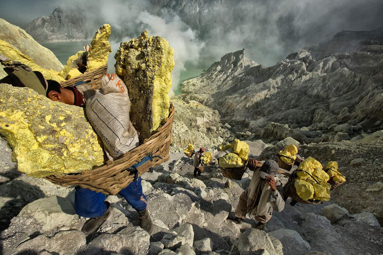 world's artisanal miners