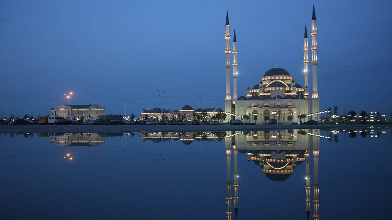 The Akhmad Kadyrov Mosque is a prominent part of the rebuilding of Grozny in recent years.