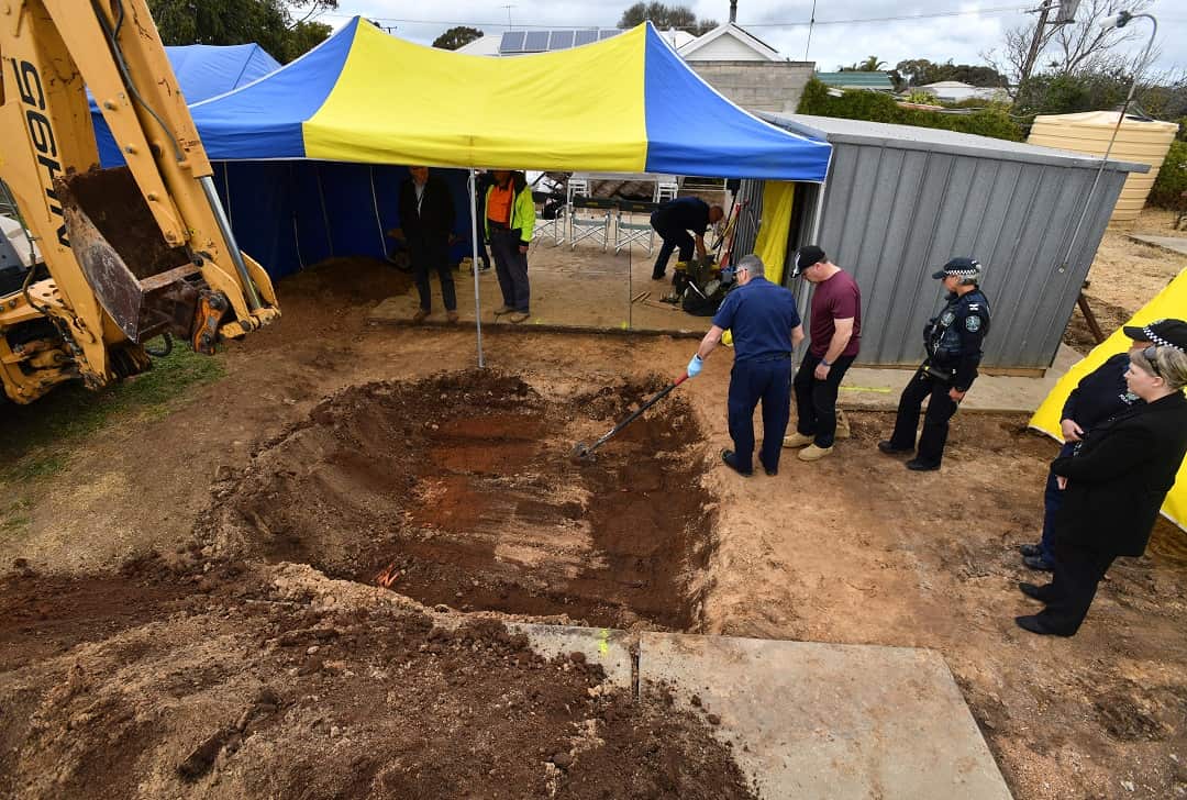 Police search for the remains of missing woman Colleen Adams a property in the country town of Maitland in South Australia.